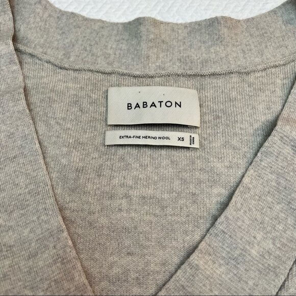 ARITZIA BABATON Deep V-Neck Grey Merino Wool Sweater Size XS - Picture 7 of 10